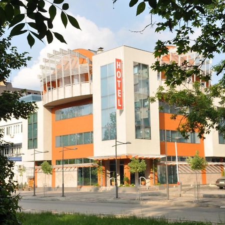 Hotel Botika Кралево Экстерьер фото