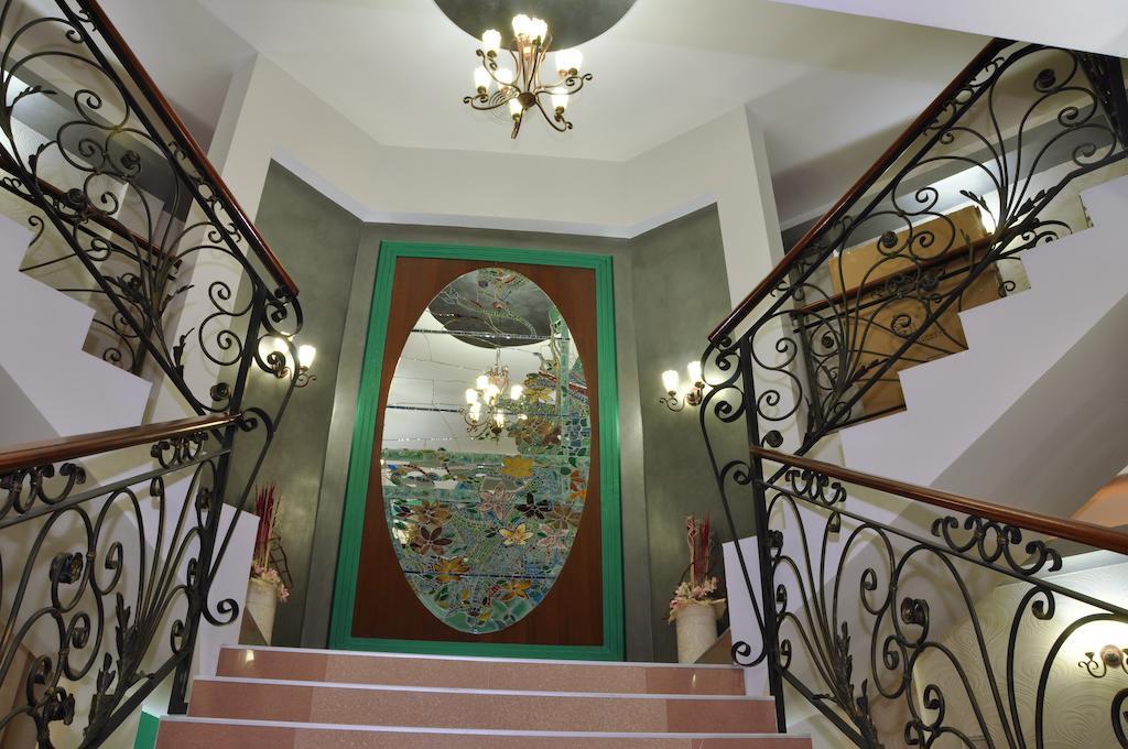 Hotel Botika Кралево Экстерьер фото